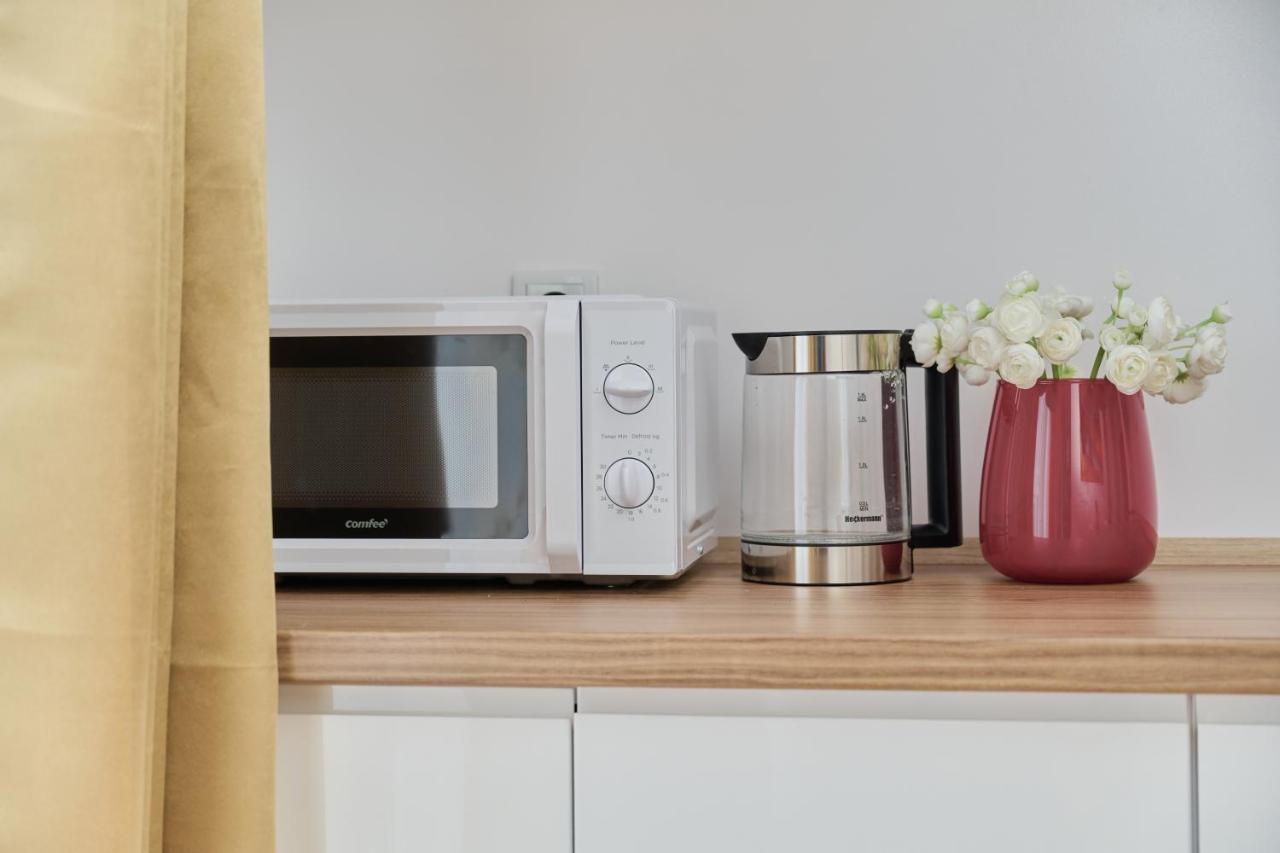 Modern Elegance With Ac By Renters *