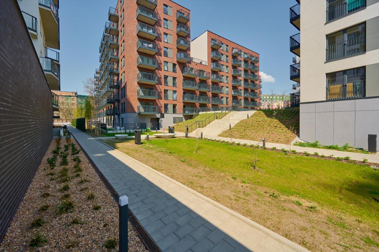 Modern Elegance With Ac By Renters * Wroclaw